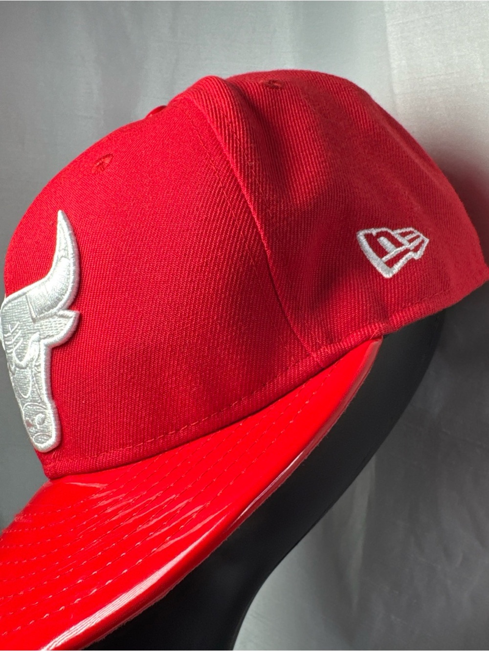 New Era Red and Black 9FIFTY Snapback Hat - Picture 3 of 14
